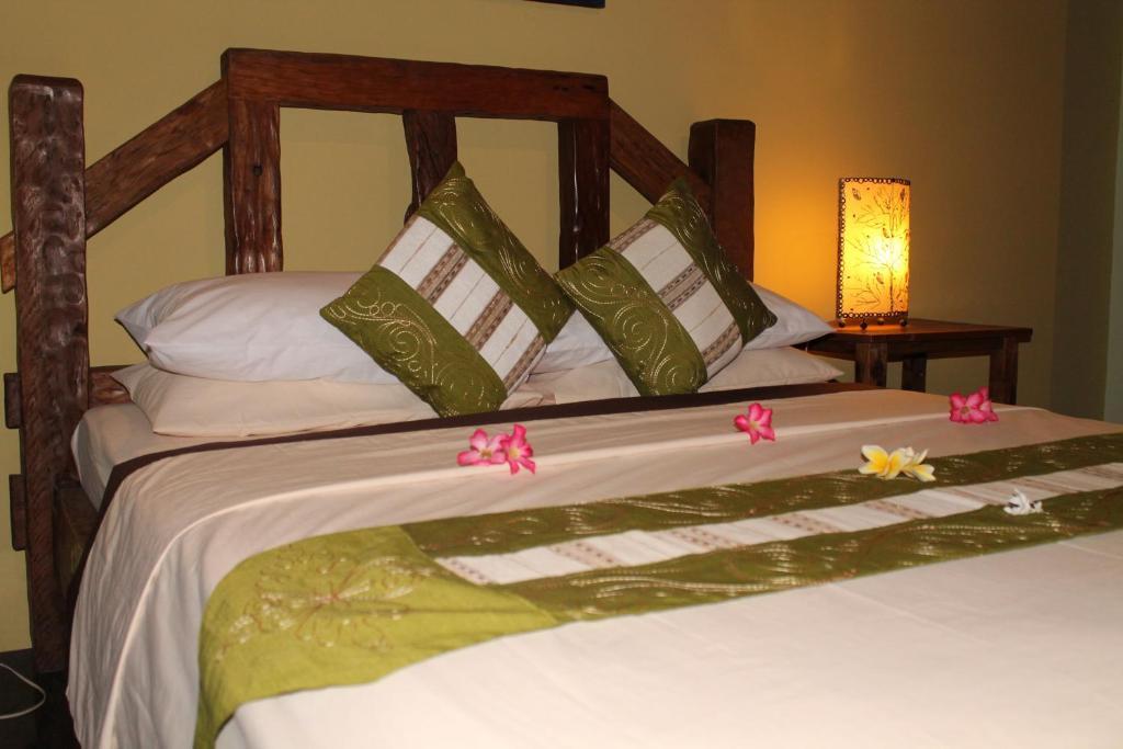 Gili Exotic Villa Gili Trawangan Exterior photo