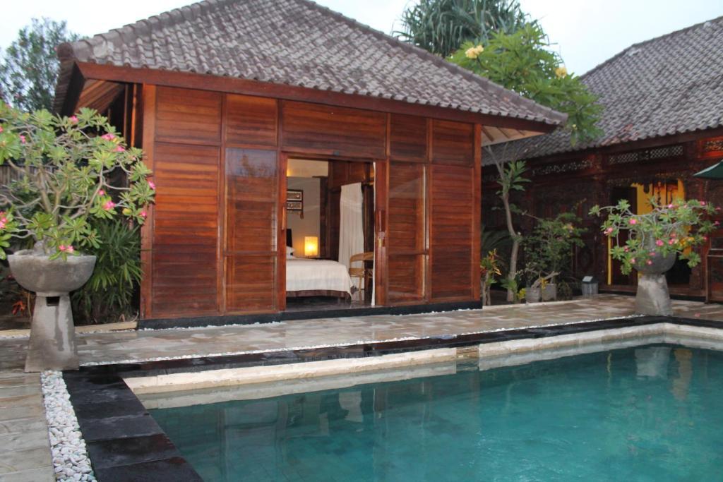 Gili Exotic Villa Gili Trawangan Exterior photo