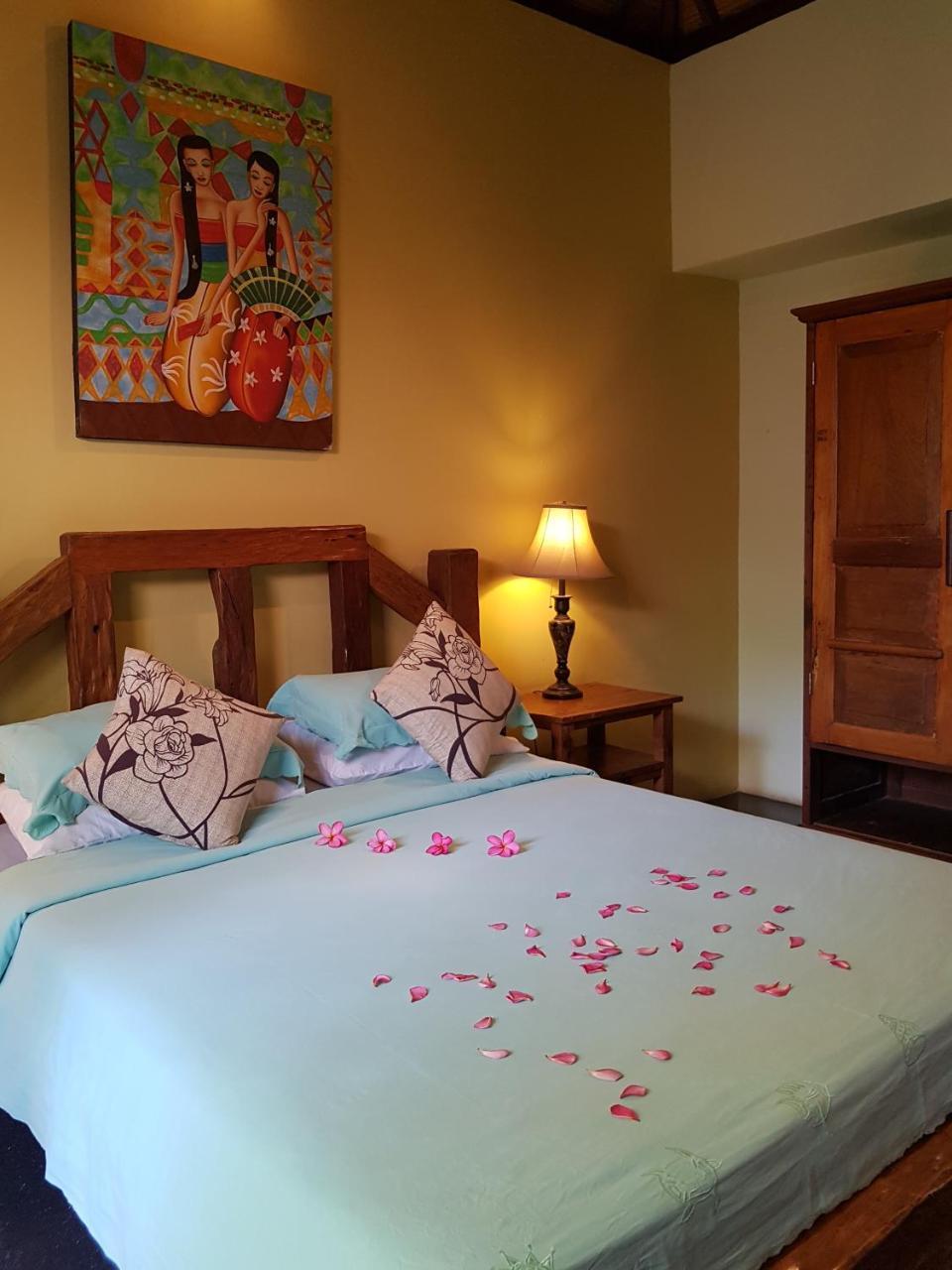 Gili Exotic Villa Gili Trawangan Exterior photo